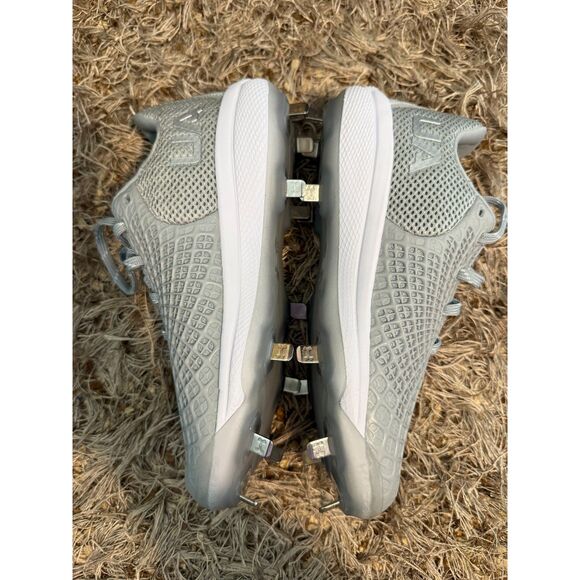 Under Armour Grey Womens Glyde 2 Softball MT Microtips Metal Cleats Size 7 - Picture 2 of 5